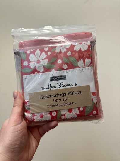 Heartstrings Pillow Kit