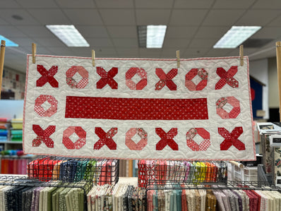 XOX Table Runner Kit