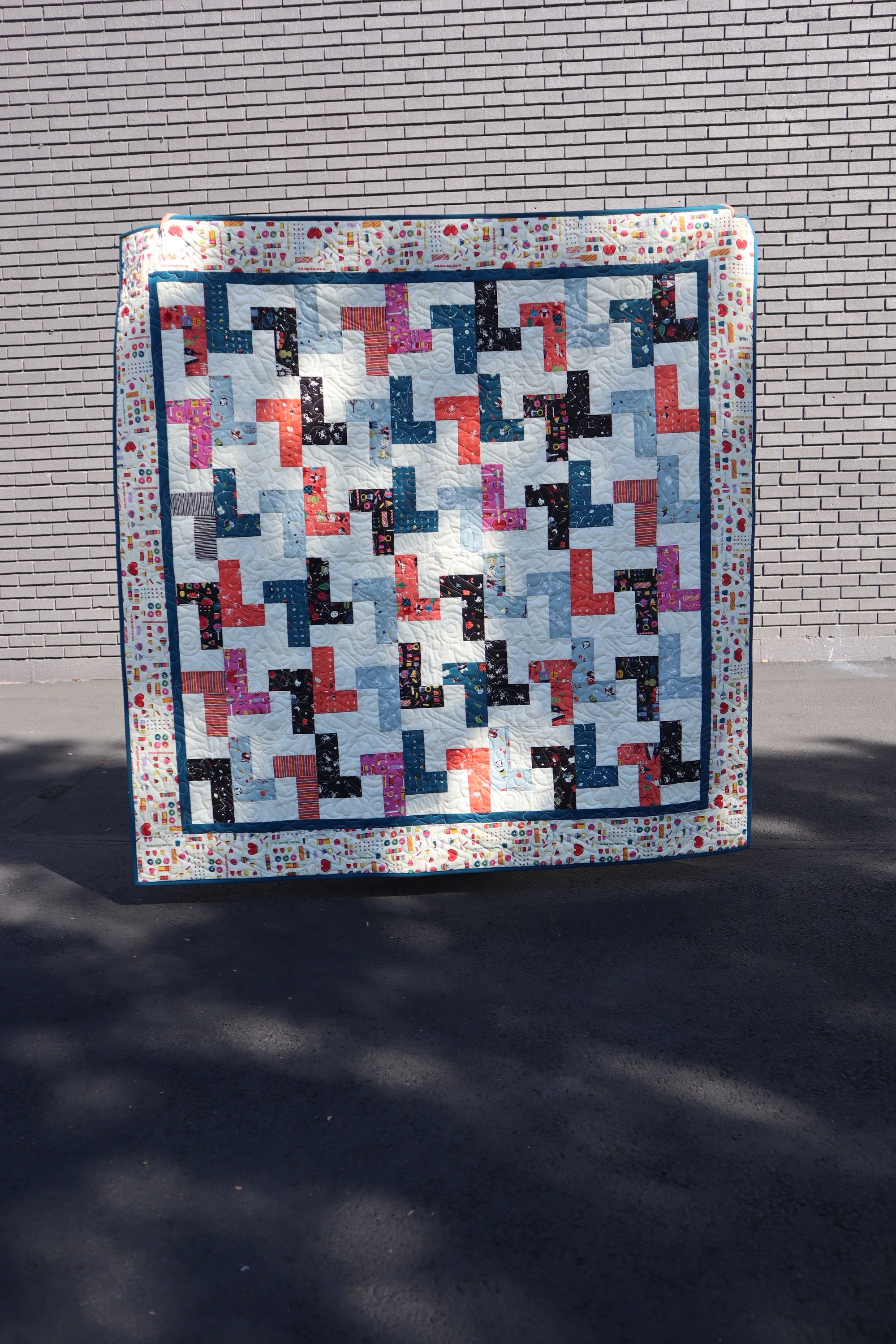 Kaleidoscope Jelly Roll Quilt - Lella Boutique